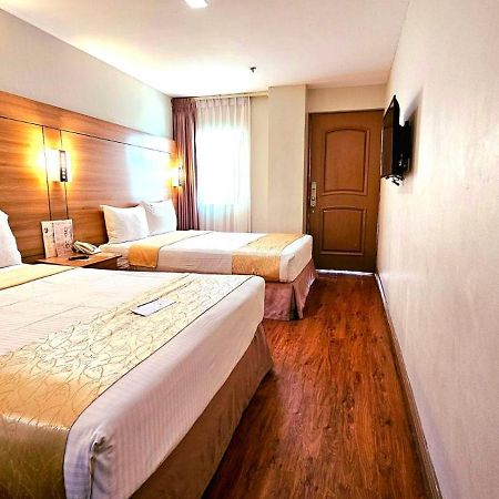 Tagaytay Hotel Sixb Tagaytay City Exterior foto
